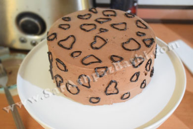 کیک با طرح های شکلاتی